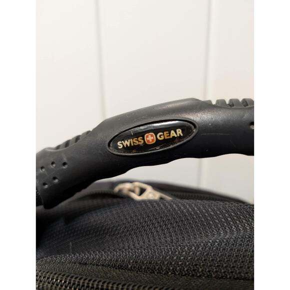 SWISSGEAR Laptop Backpack 17" Scan Smart Air Flow Black Carry On Travel - Picture 8 of 13